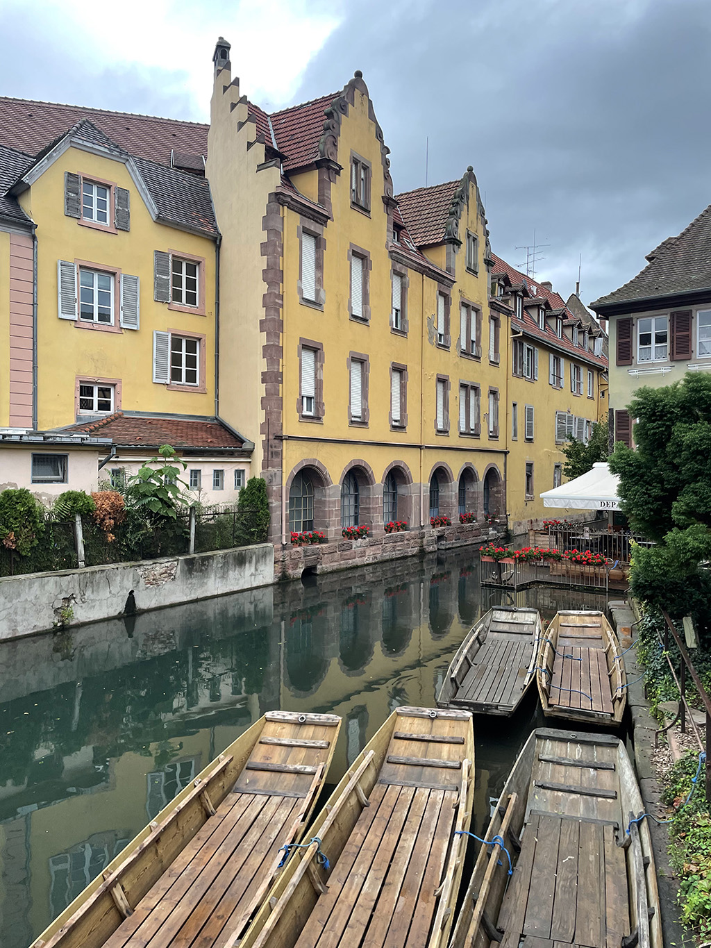 Door de regen heen: de eerste dag van mijn solo motorreis